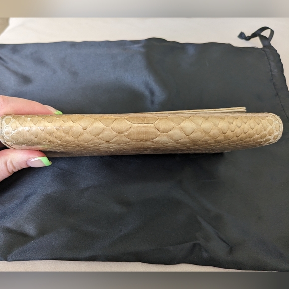 Chanel Python Wallet - Picture 3 of 10